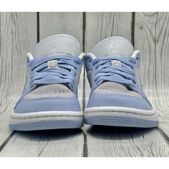 Nike Women's Air Jordan 1 Low Aluminum Size 5 DC0774‑050 - Picture 5 of 8